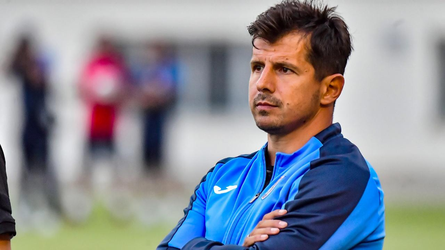 Emre Belözoğlu'ndan sürpriz karar